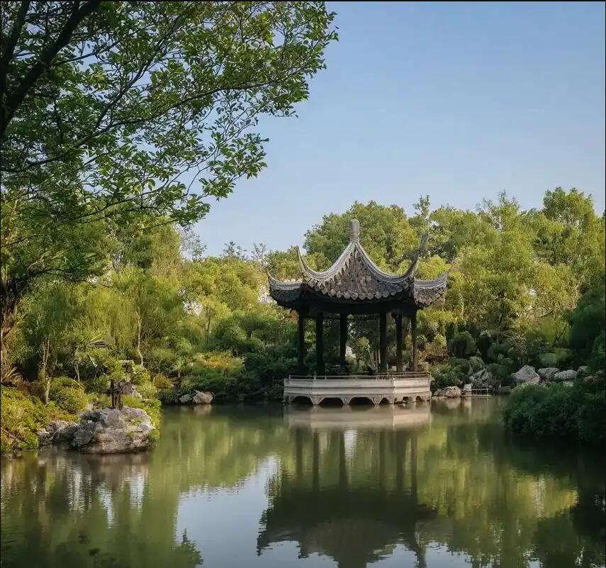 望花区如柏餐饮有限公司